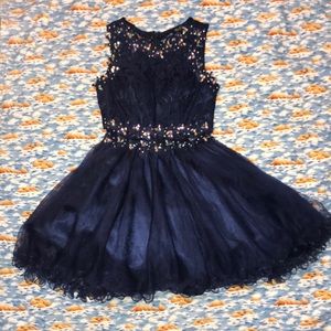 Formal dress size XS, Blue, Used only few hrs.